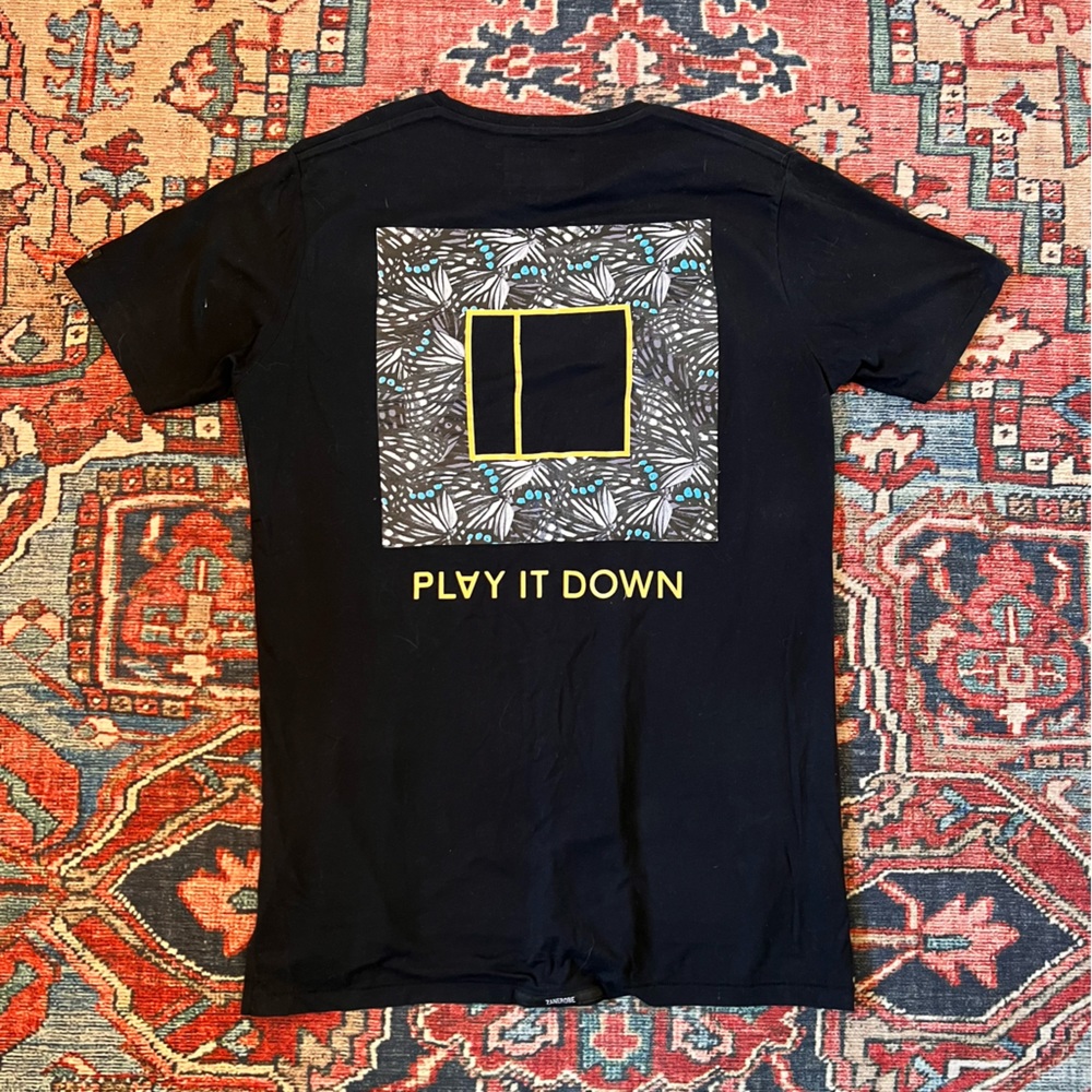 Zanerobe graphic tee black large